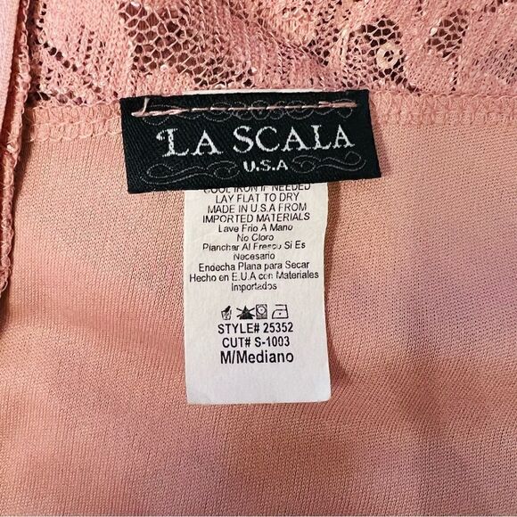 La Scala pink lace dress with a rhinestone waist size medium - Picture 4 of 7